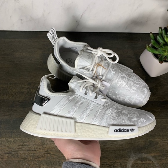 adidas NMD R1 White Velvet - Picture 8 of 9